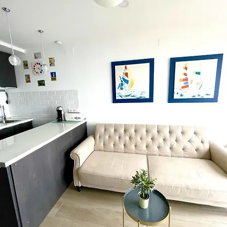 Beautiful Apartment With Sea View *