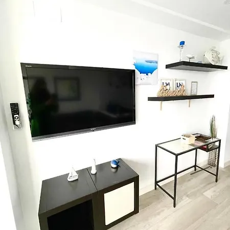 Beautiful Apartment With Sea View
